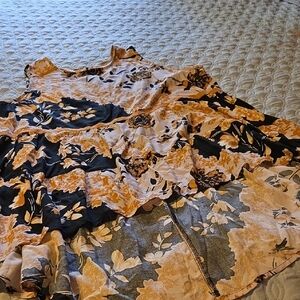 Black and Gold Sleeveless High Low Top